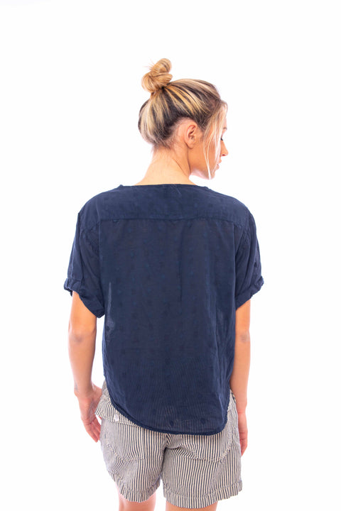 SUSIE - Embroidered v-neck short sleeves organic cotton shirt - Local Apparel